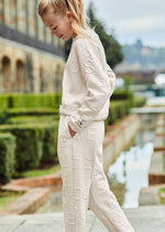 Cargar imagen en el visor de la galería, Conjunto Sudadera Pantalón Beige