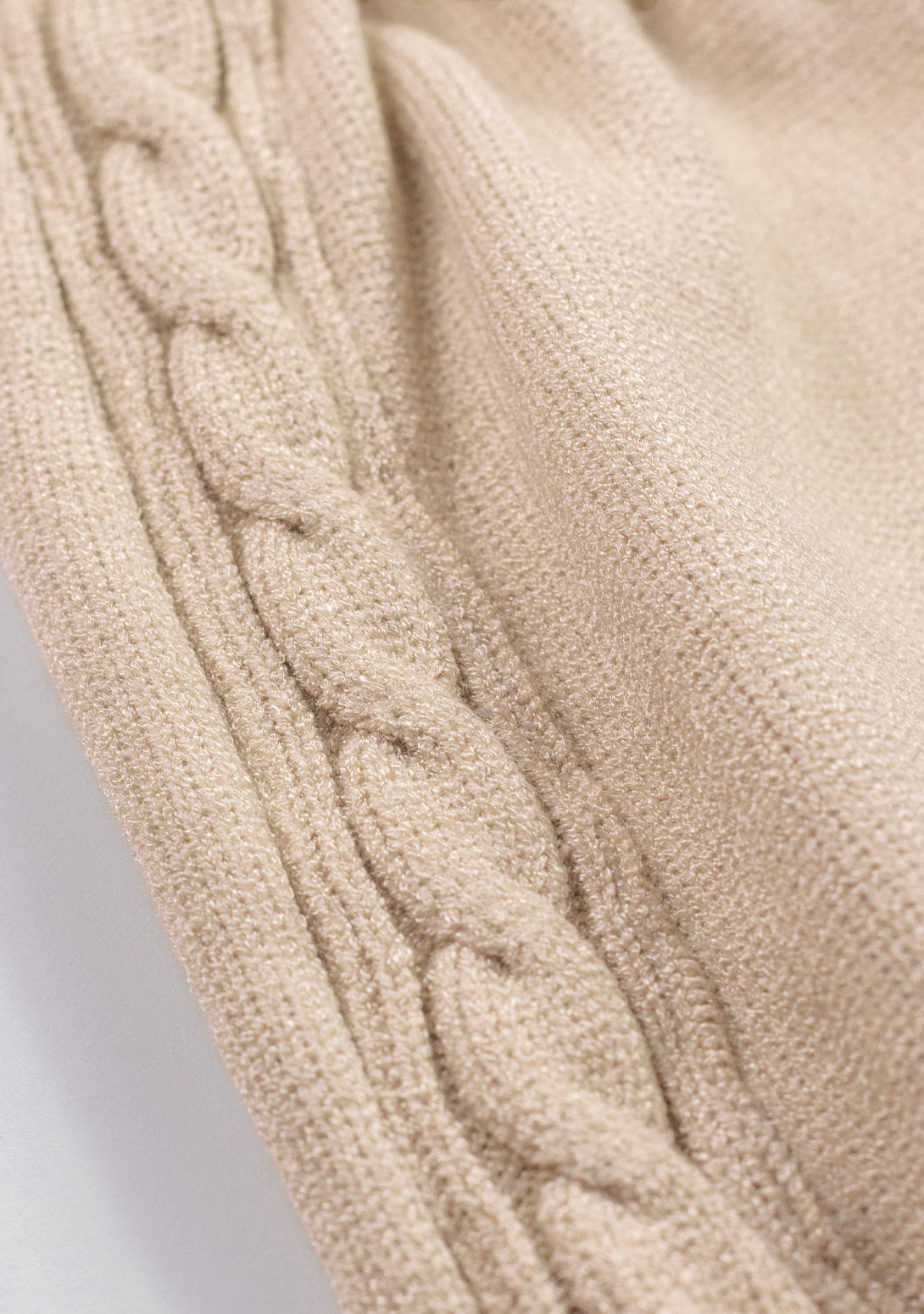 Conjunto Suéter Flores Café Falda Tejida