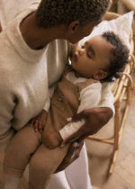 Cargar imagen en el visor de la galería, Conjunto Overol Café Camiseta
