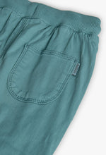 Cargar imagen en el visor de la galería, Conjunto Suéter Rayas Pantalón Verde
