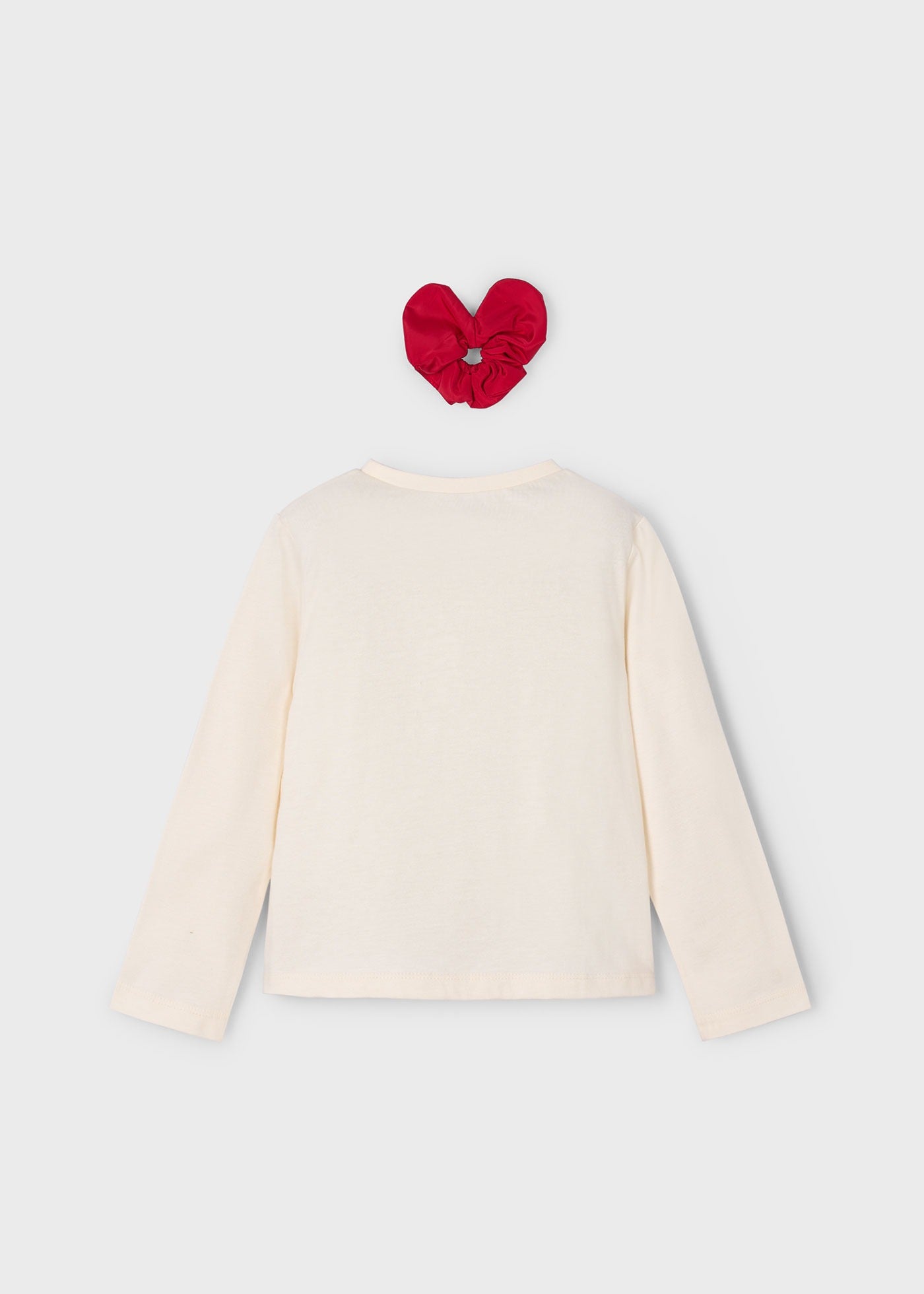 Camiseta Corazones con Scrunchie
