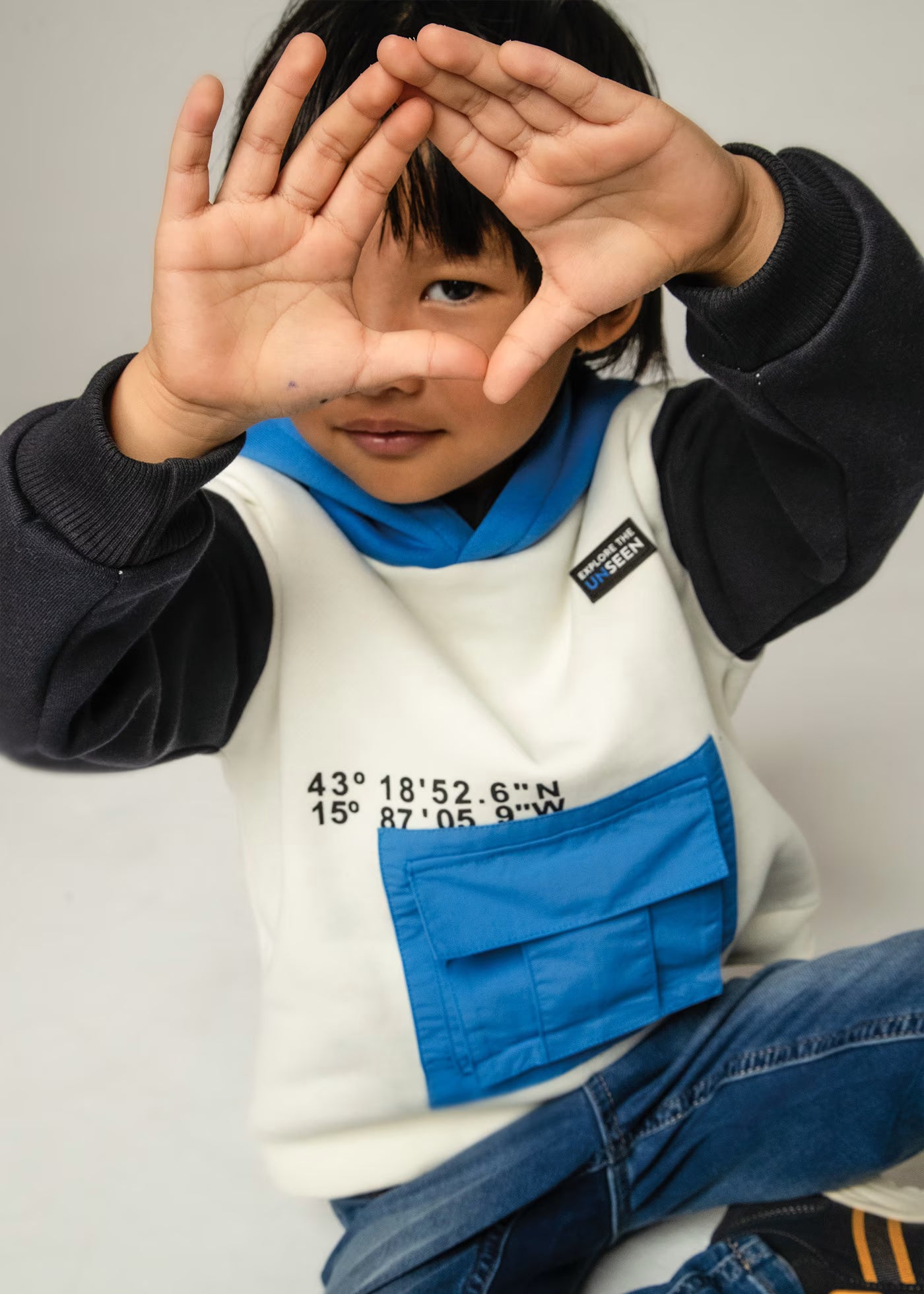 Conjunto Sudadera Camiseta y Pantalón Azul