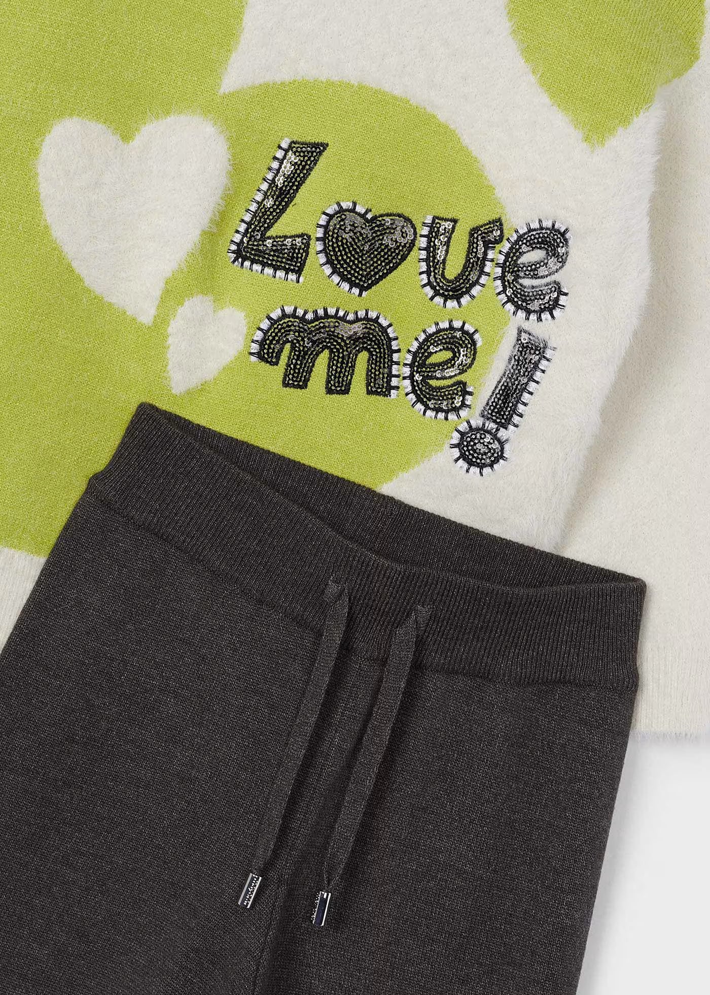 Conjunto Suéter Corazones Pantalón Gris