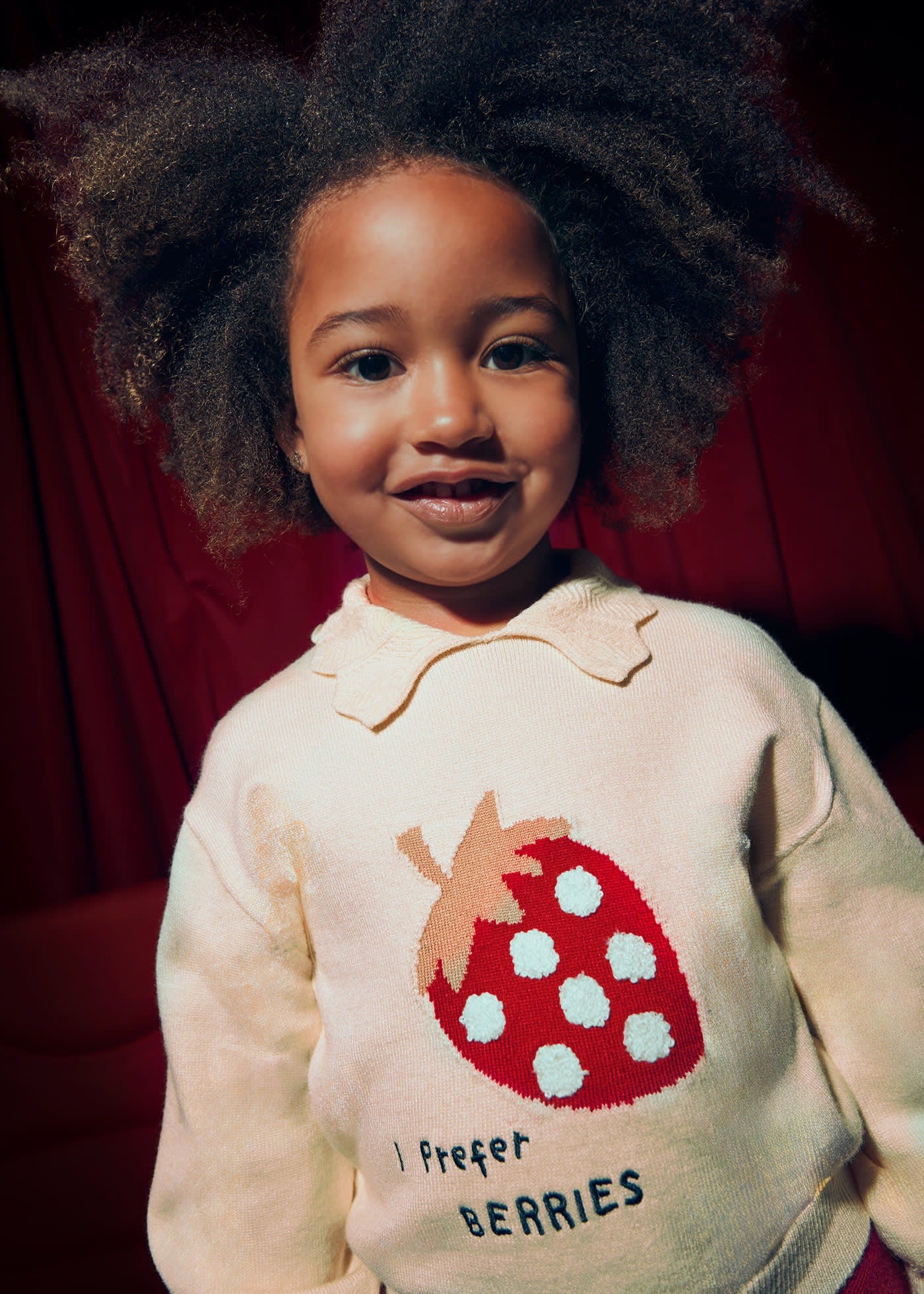 Conjunto Suéter Fresa Falda Tejida