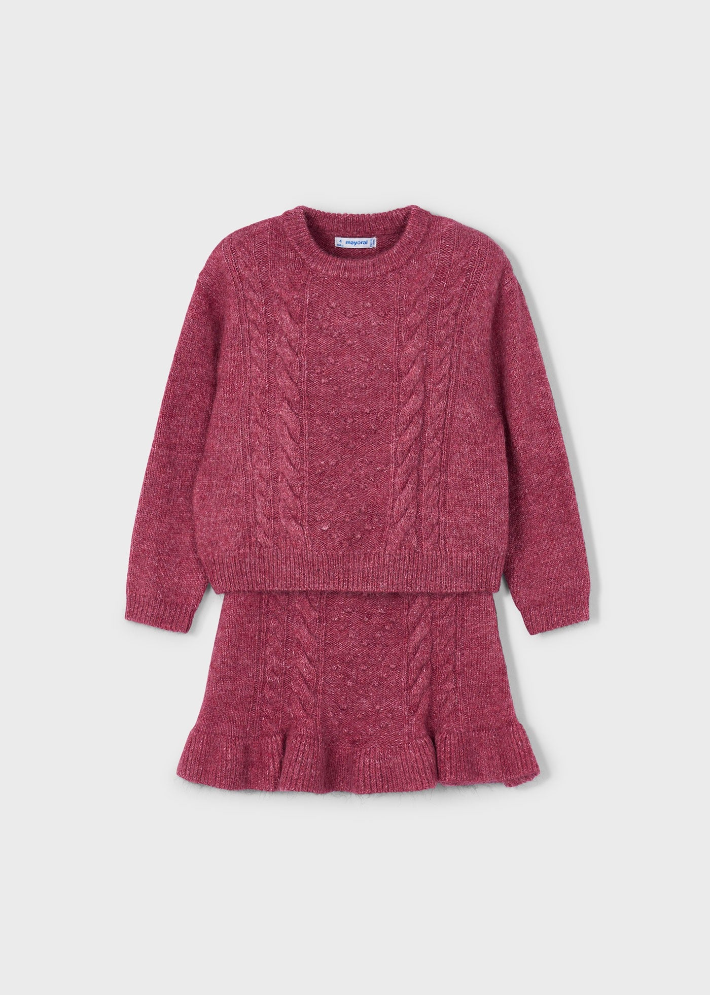 Conjunto Suéter y Falda Cereza