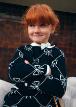 Cargar imagen en el visor de la galería, Conjunto Suéter Falda Moños
