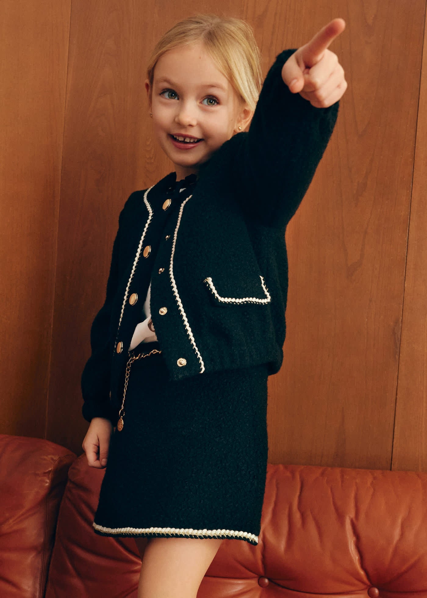 Conjunto Camisa Moños Falda Negra