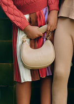 Cargar imagen en el visor de la galería, Bolso Media Luna Camel
