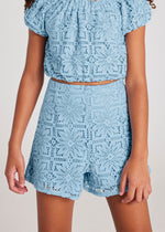Cargar imagen en el visor de la galería, Conjunto Blusa y Falda Encaje Azul
