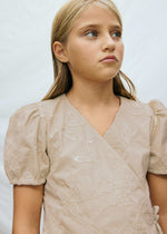 Cargar imagen en el visor de la galería, Conjunto Blusa y Pantalón Arena
