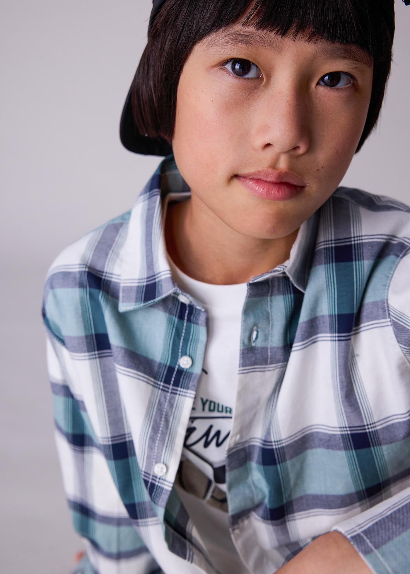 Conjunto Camisa Cuadros y Camiseta