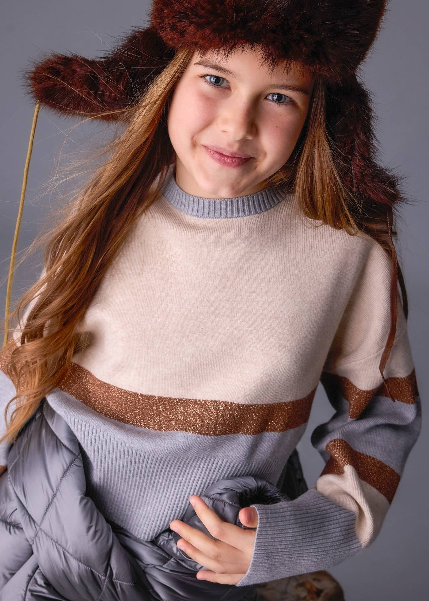 Conjunto Suéter Rayas Pantalón Camel