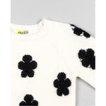 Cargar imagen en el visor de la galería, Suéter Blanco Flores Negras
