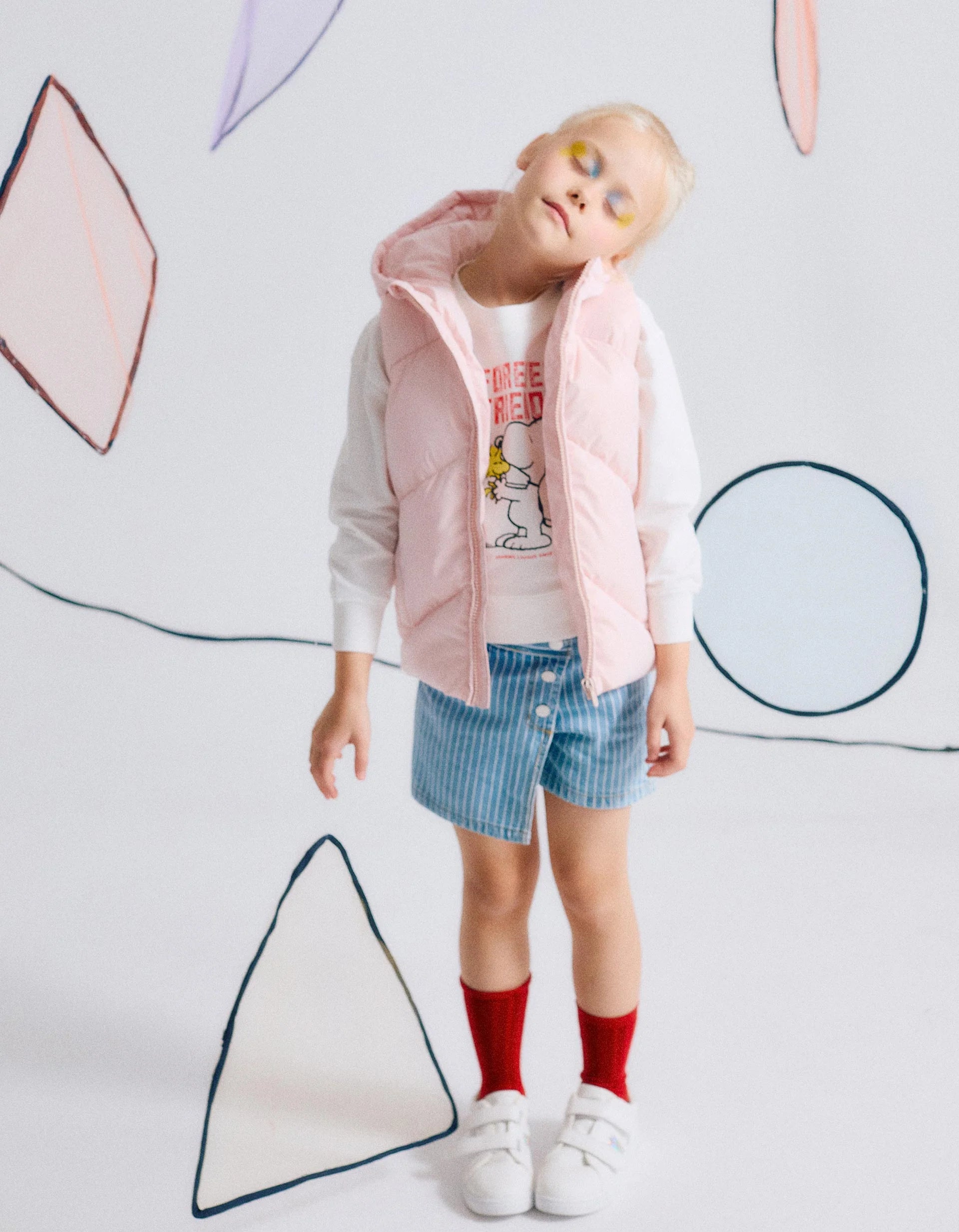 Conjunto Blusa Blanca Short Falda Mezclilla con Liga