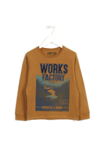 Camiseta Mostaza Works