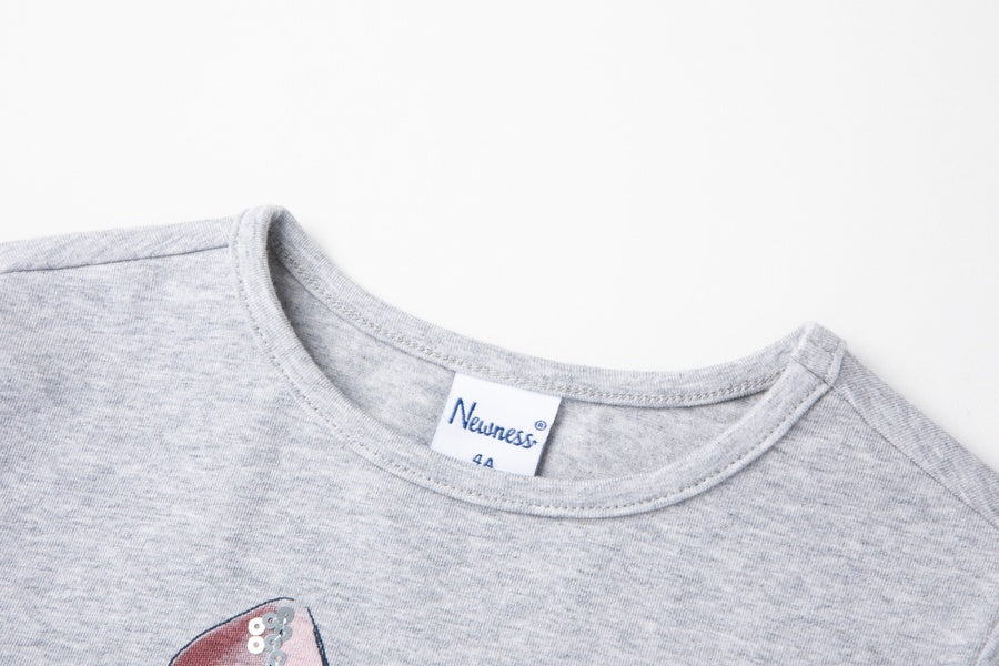 Conjunto Blusa Rosa Camiseta Gris Falda Rosa