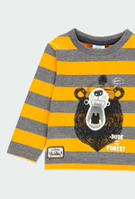 Cargar imagen en el visor de la galería, Conjunto Camiseta Rayas Oso Pantalón Mezclilla
