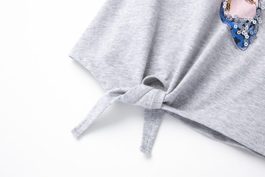 Conjunto Blusa Rosa Camiseta Gris Falda Rosa