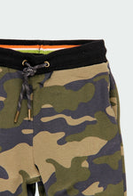 Cargar imagen en el visor de la galería, Conjunto Camiseta New Rules Pantalón Camuflaje
